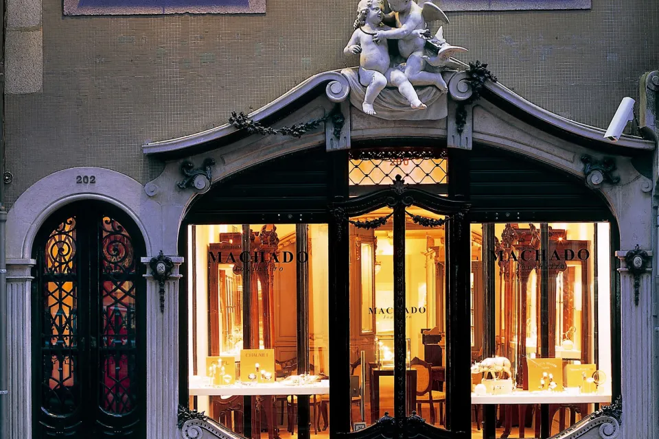 Maison de joaillerie à Porto : élégance, savoi ...
